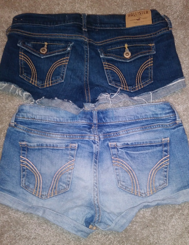 2 PR of Hollister Shorts size 1 or 25